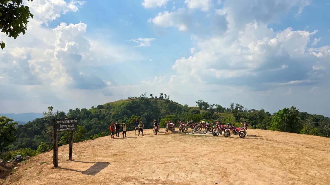Day 3 — Border Mountains & Jungle Trails
